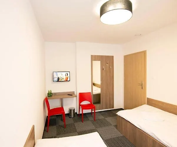 Sms Free Parking بيدغوستيا